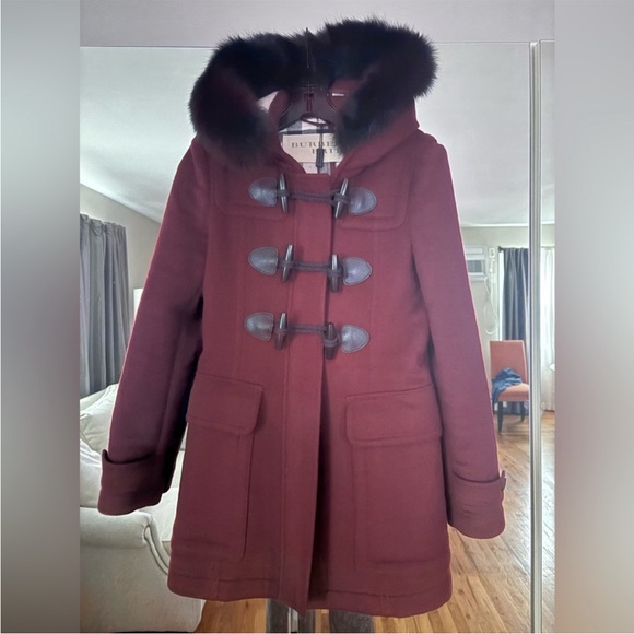 Burberry Women's Trench Coat with Black Details *CLOSET CLEAN OUT SPECIAL* - Picture 14 of 17